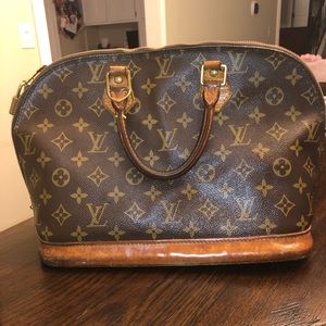 Louis Vuitton Alma Monogram
